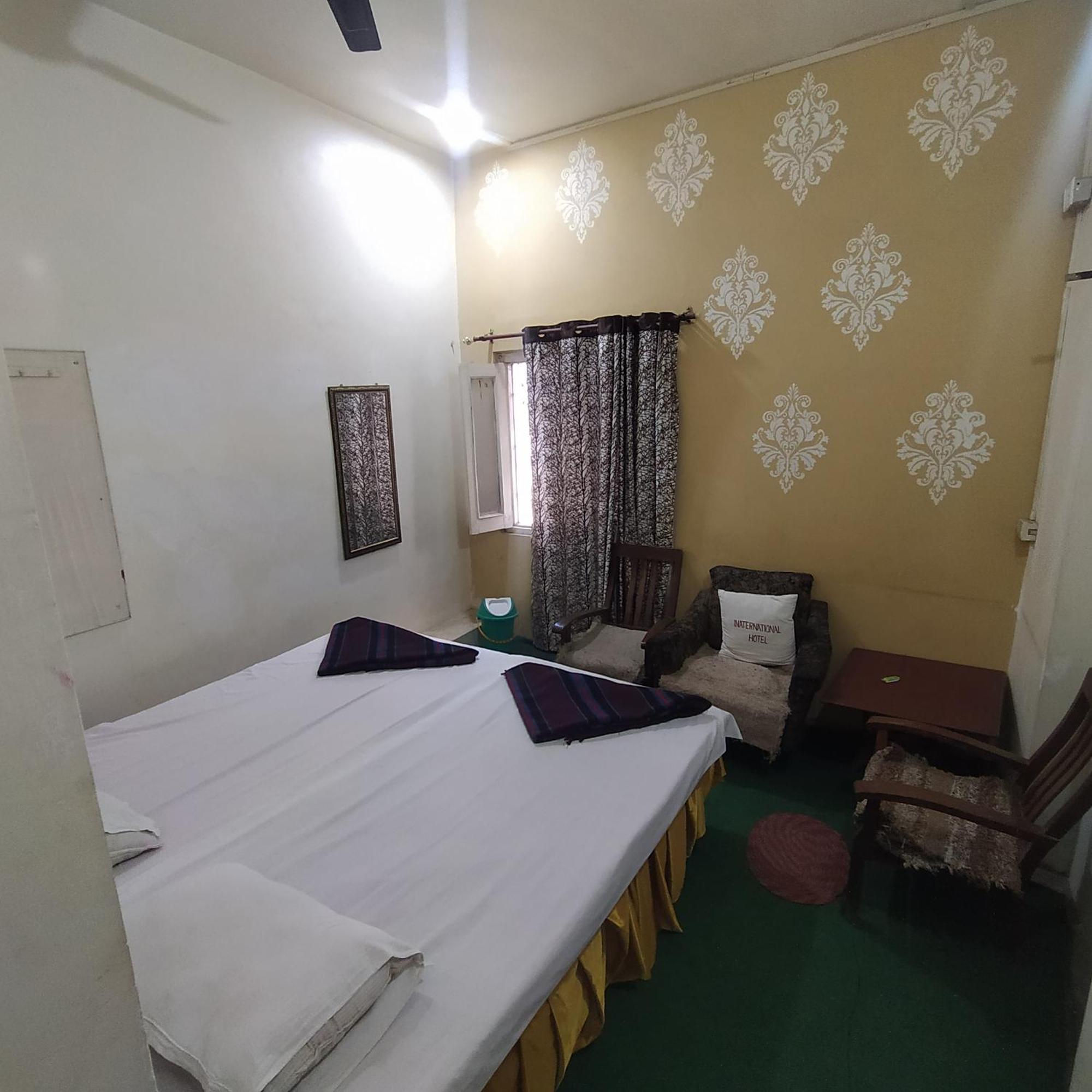 International Hotel In Gorakhpur Εξωτερικό φωτογραφία